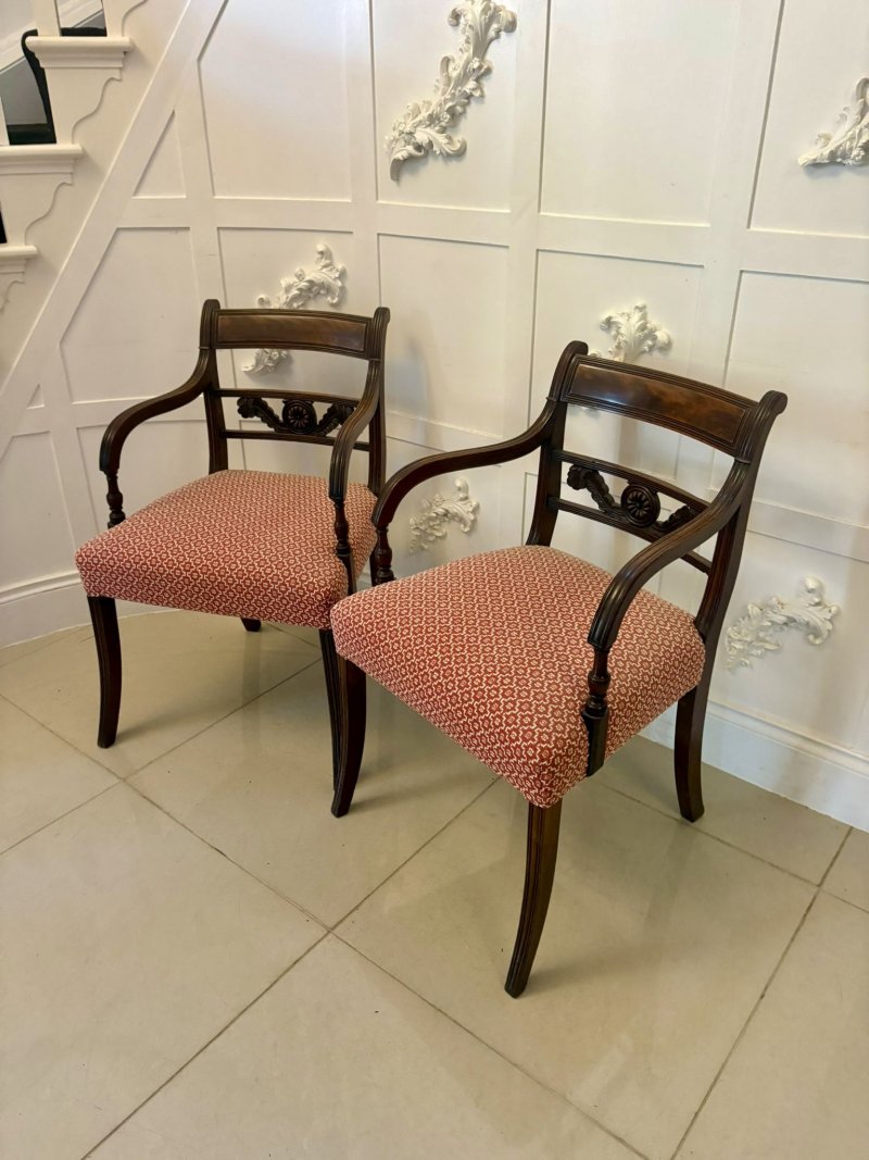 Outstanding Quality Set of 8 Antique Regency Mahogany Dining Chairs - Image 4